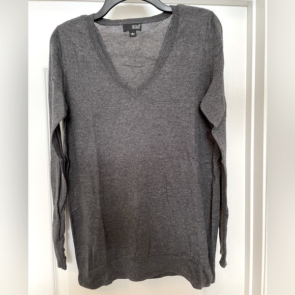 a.n.a Sweaters - ANA a.n.a. long sleeve lightweight sweater size Large- heather grey 🎉Host Pick🎉